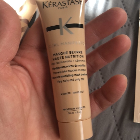 Kerastase set from Sephora - Picture 2 of 5
